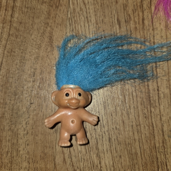 Lot of Miscellaneous Minature Trolls Stamp, Pin, Pencil Top - Picture 5 of 9